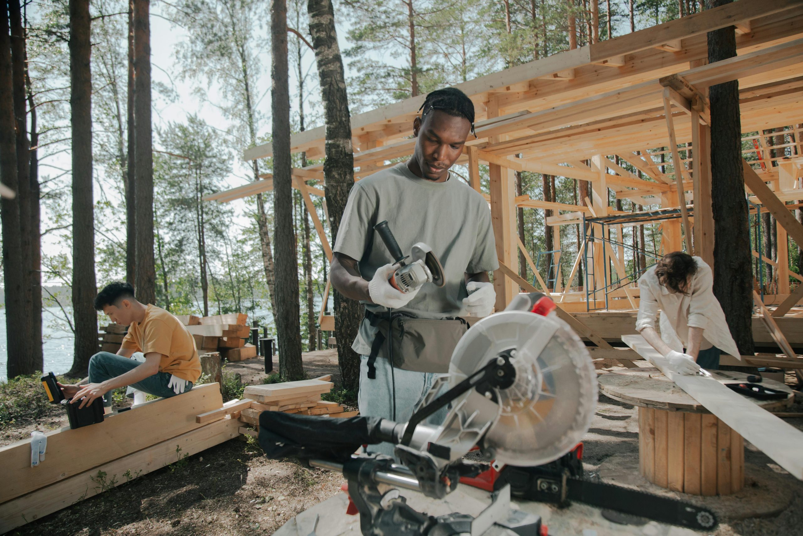 Carpenter Jobs in the UK with Visa Sponsorship for Foreigners